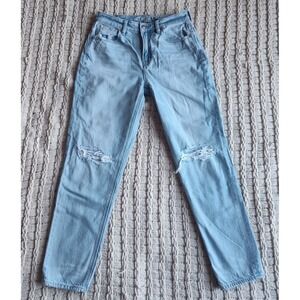 American Eagle Mom Jean Size 2 Short Light Wash Distressed Comfort Stretch Denim